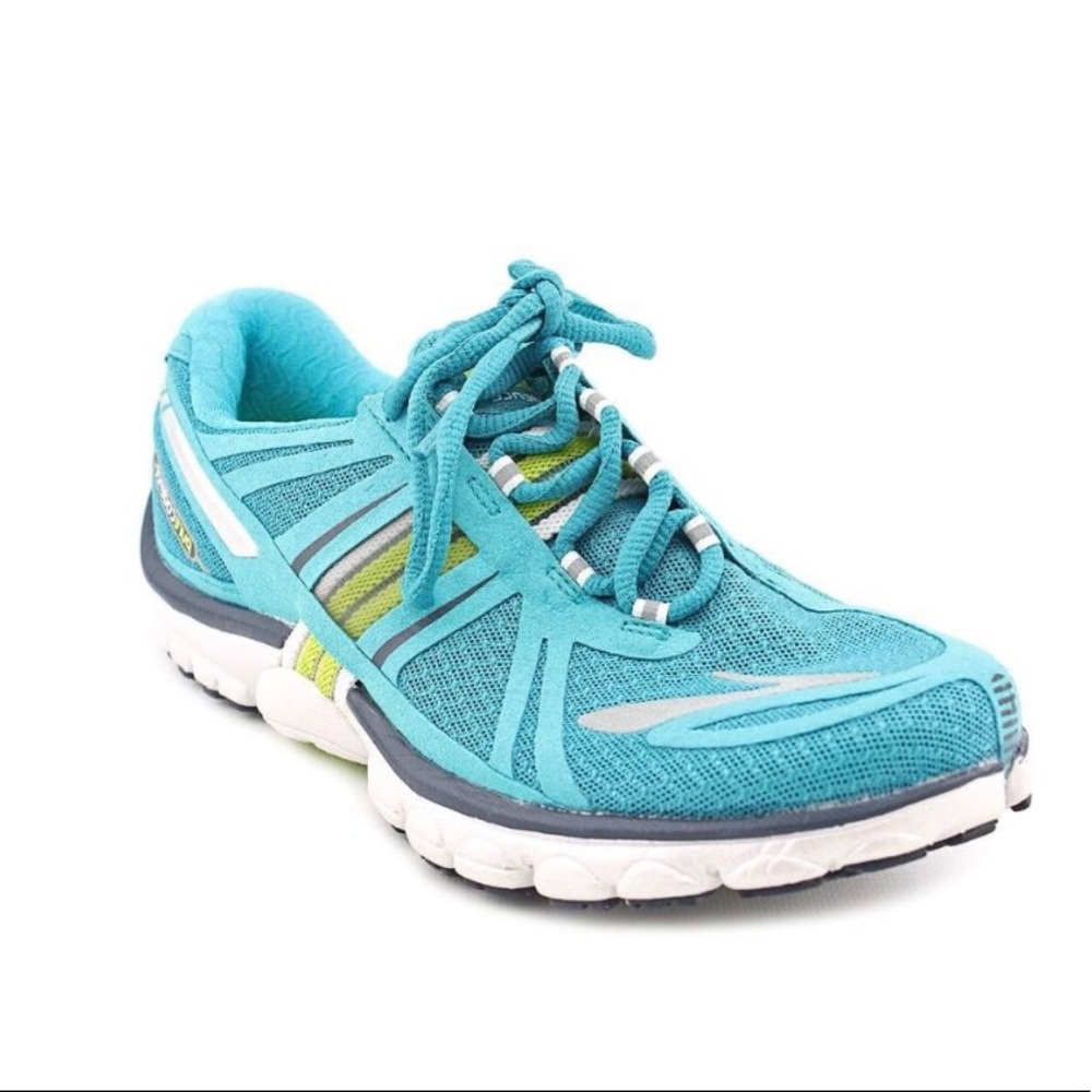 Brooks Running Shoes Size 6
